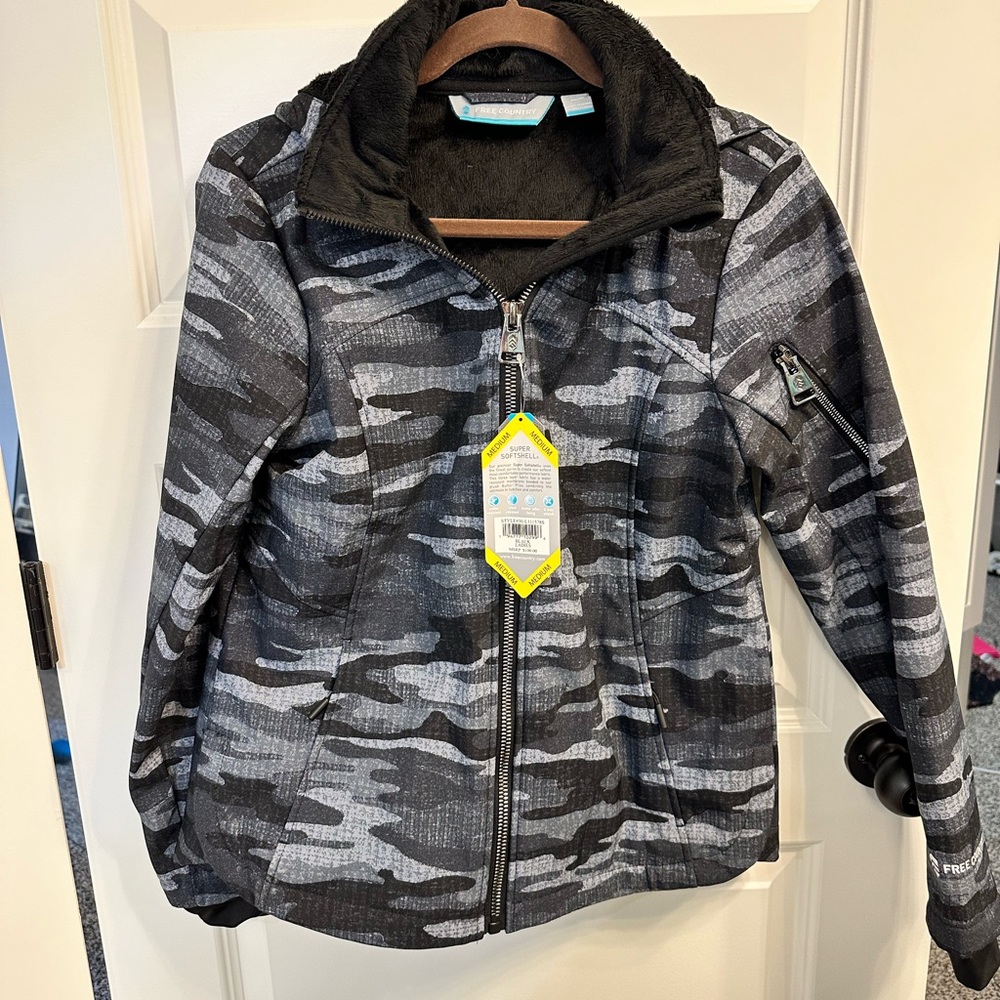 Free Country super soft shell jacket M